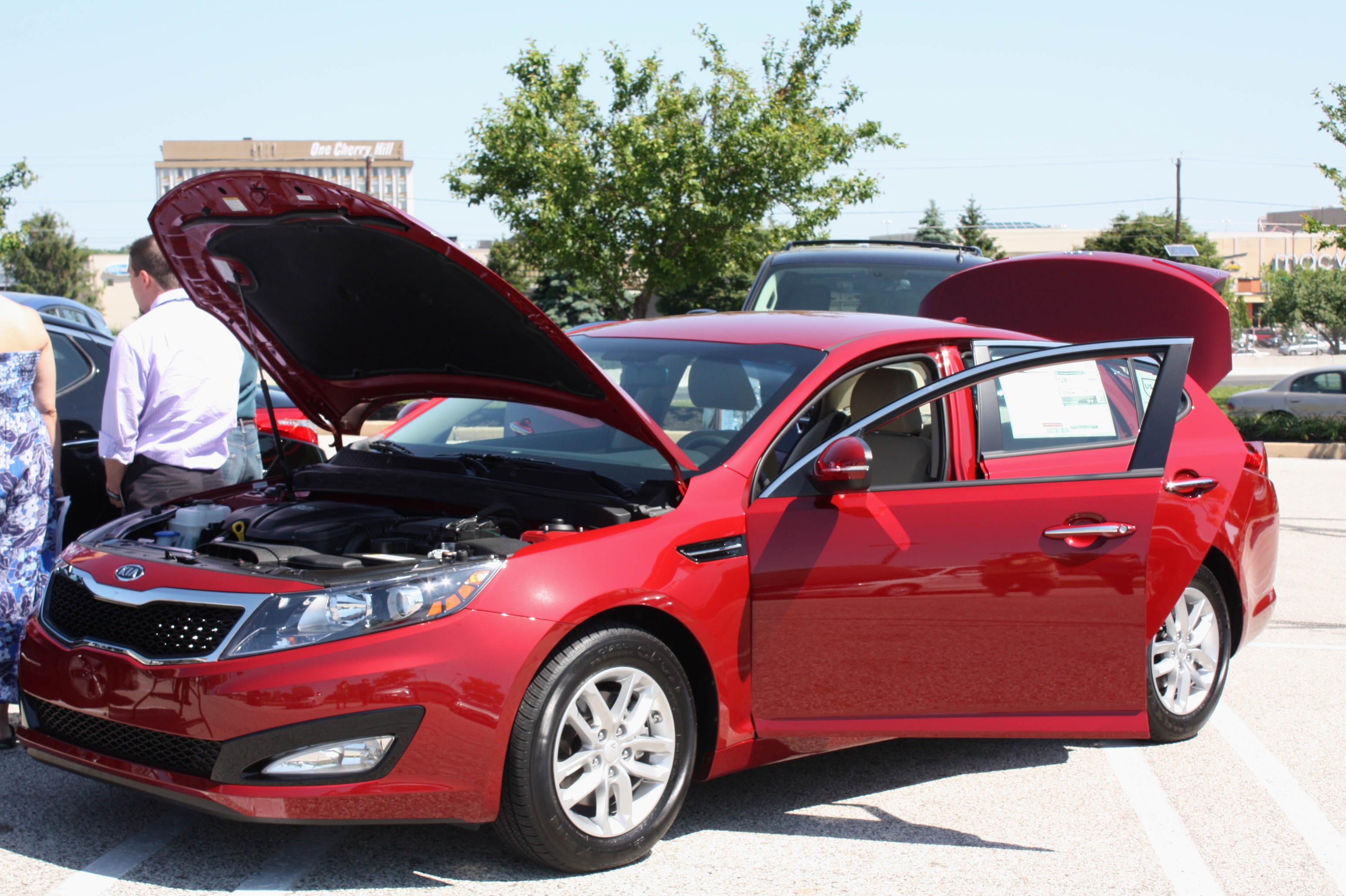 Fuel-efficient car show 10